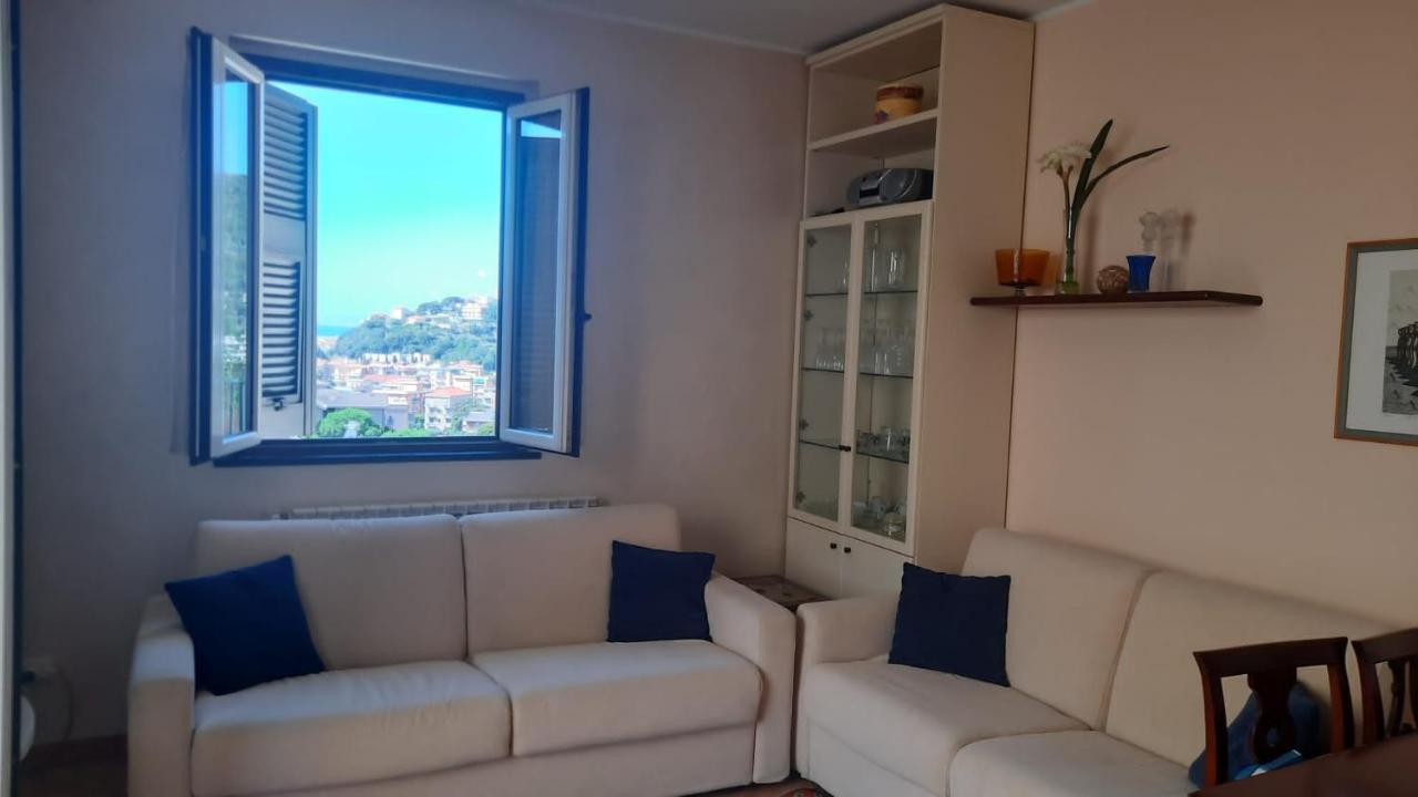 Appartamento Nuccia - Box Auto Gratuito E Biancheria Inclusa Pietra Ligure Exterior photo