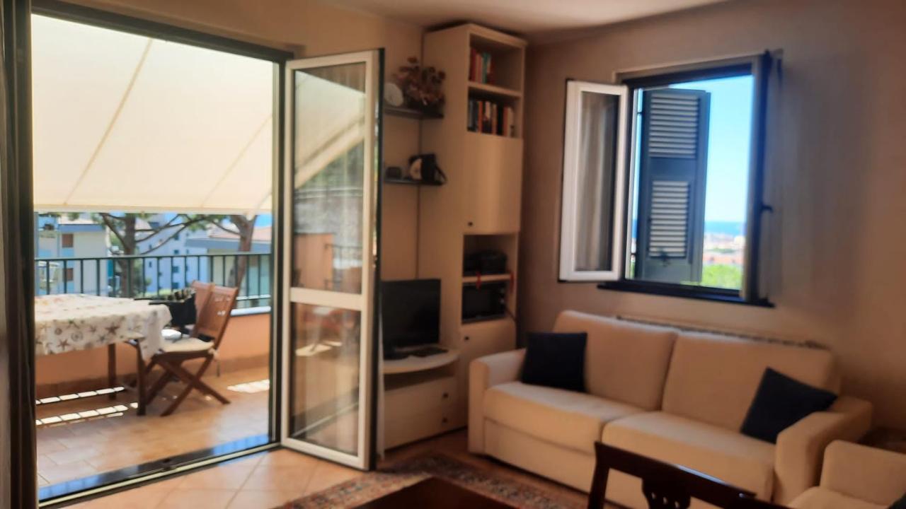 Appartamento Nuccia - Box Auto Gratuito E Biancheria Inclusa Pietra Ligure Exterior photo