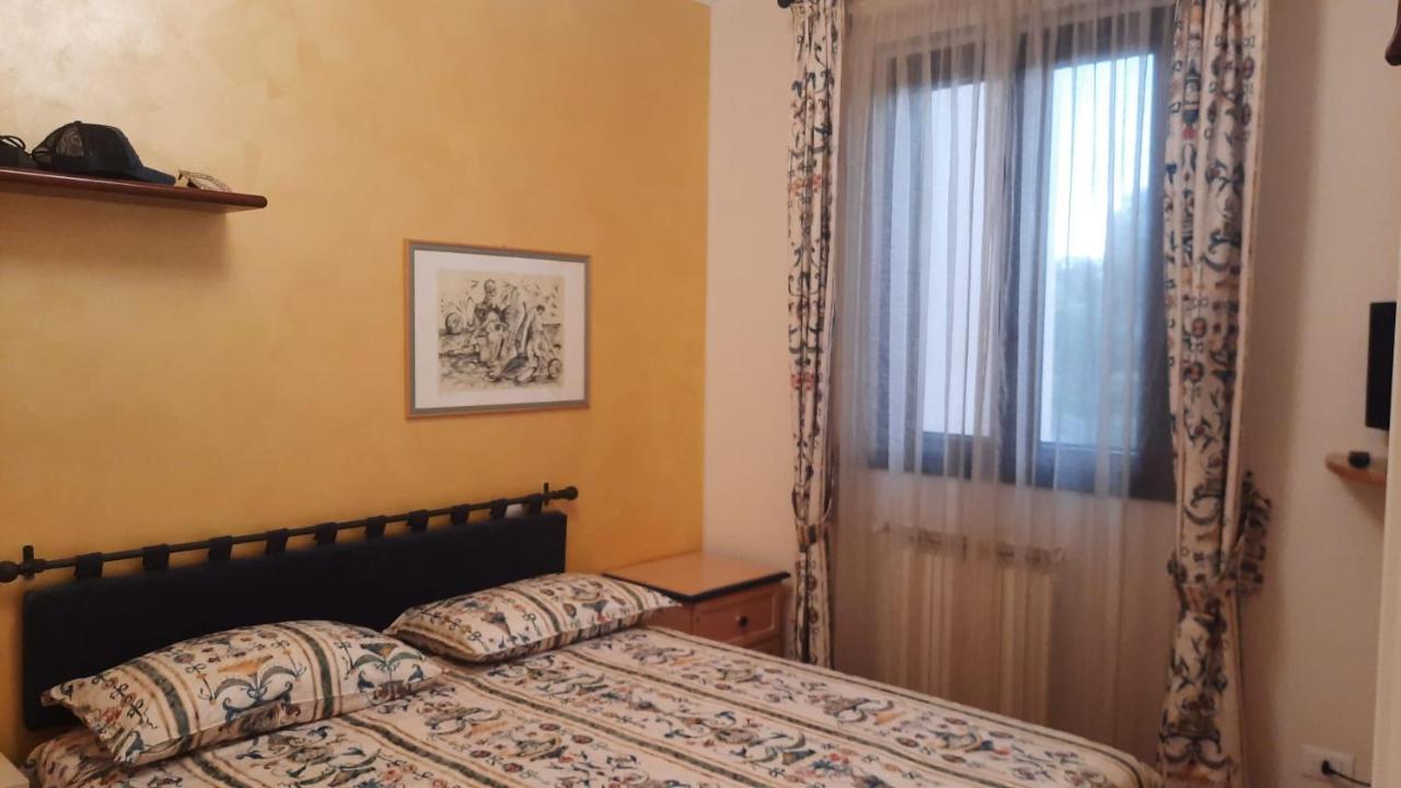 Appartamento Nuccia - Box Auto Gratuito E Biancheria Inclusa Pietra Ligure Exterior photo